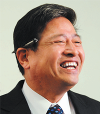 大黒天物産株式会社　代表取締役会長　大賀昭司